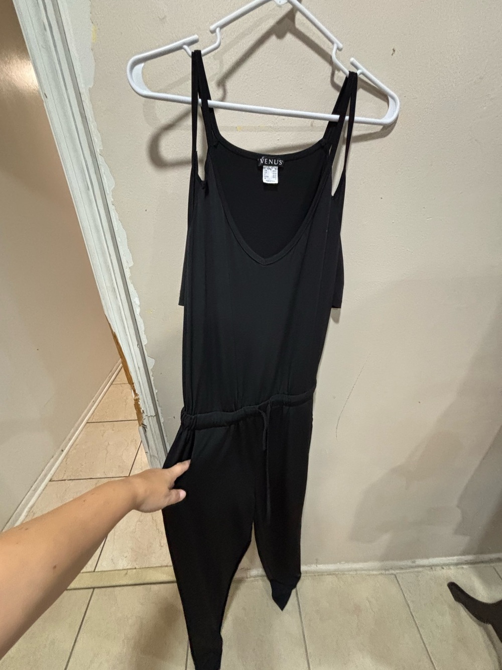 VENUS Black Cold Shoulder Drawstring Jumpsuit